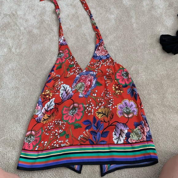 Express women’s halter top open back - Picture 6 of 7